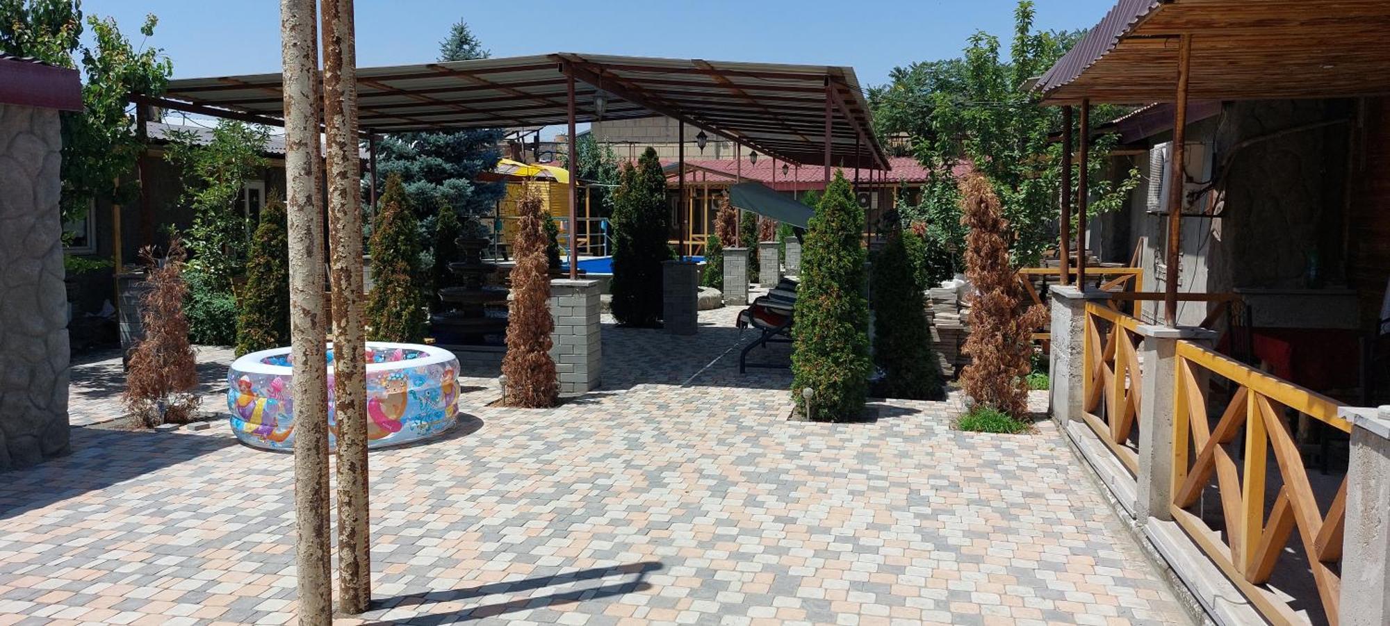 Arba Hotel Yerevan Exterior foto